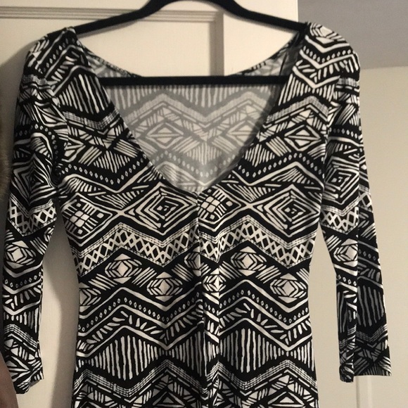 Forever 21 Backless Pattern Dress - Picture 2 of 3